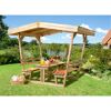 Holz Sitzgruppe mit Überdachung im Garten