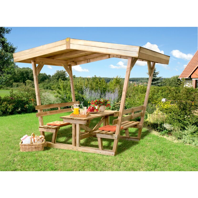 Holz Sitzgruppe mit Überdachung im Garten