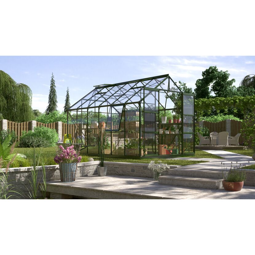 Gewächshaus im Garten