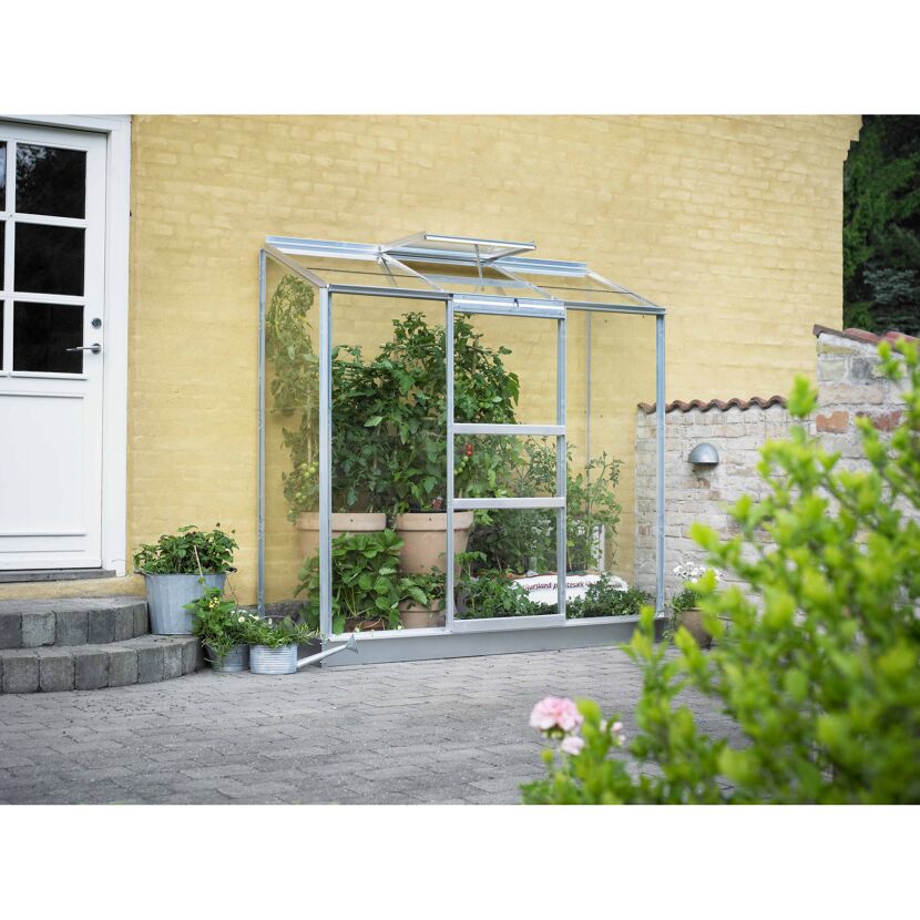 Anlehngewächshaus 'Altan 3' 132 x 69 cm mit 3 mm Blankglas aluminiumfarben