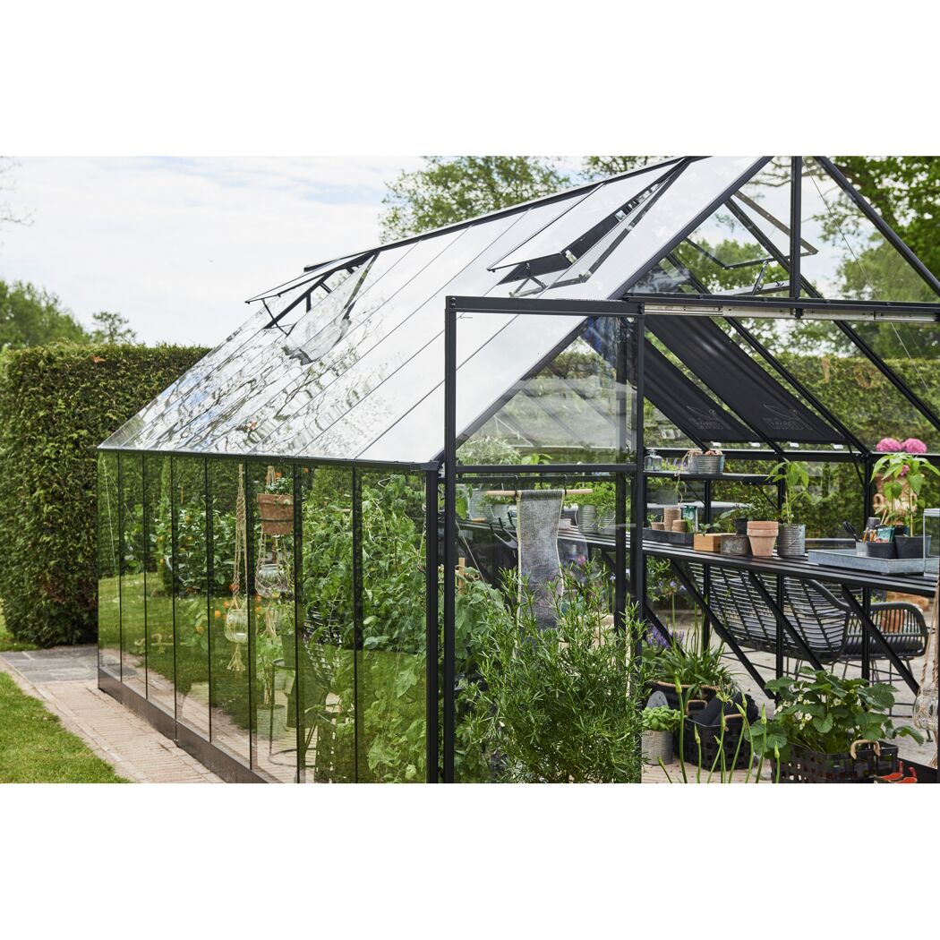 Gewächshaus 'Qube+ 816' 251 x 498 cm mit 3 mm Sicherheitsglas schwarz