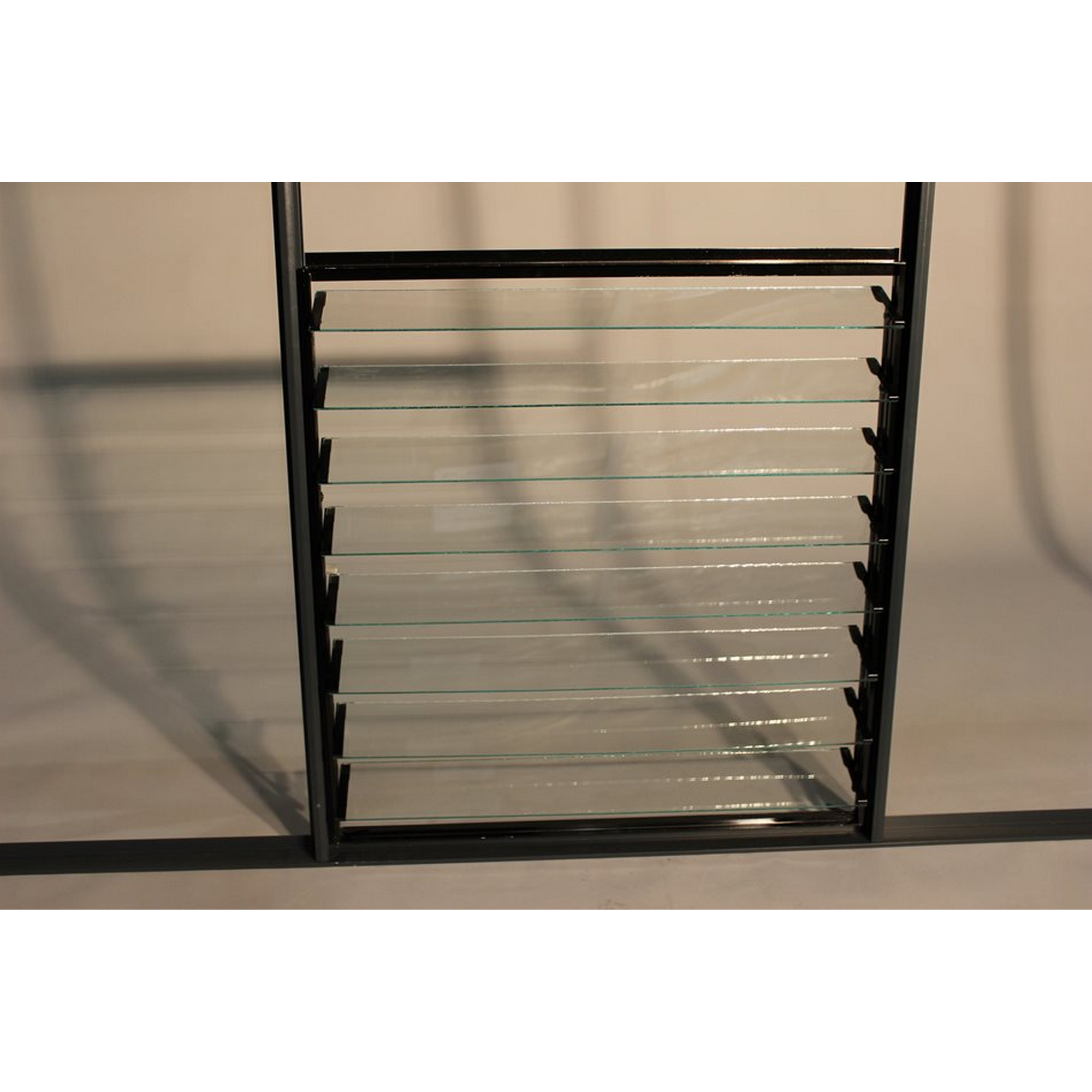 Lamellenfenster für Gewächshaus 'Qube' schwarz 61 x 57 cm + product picture