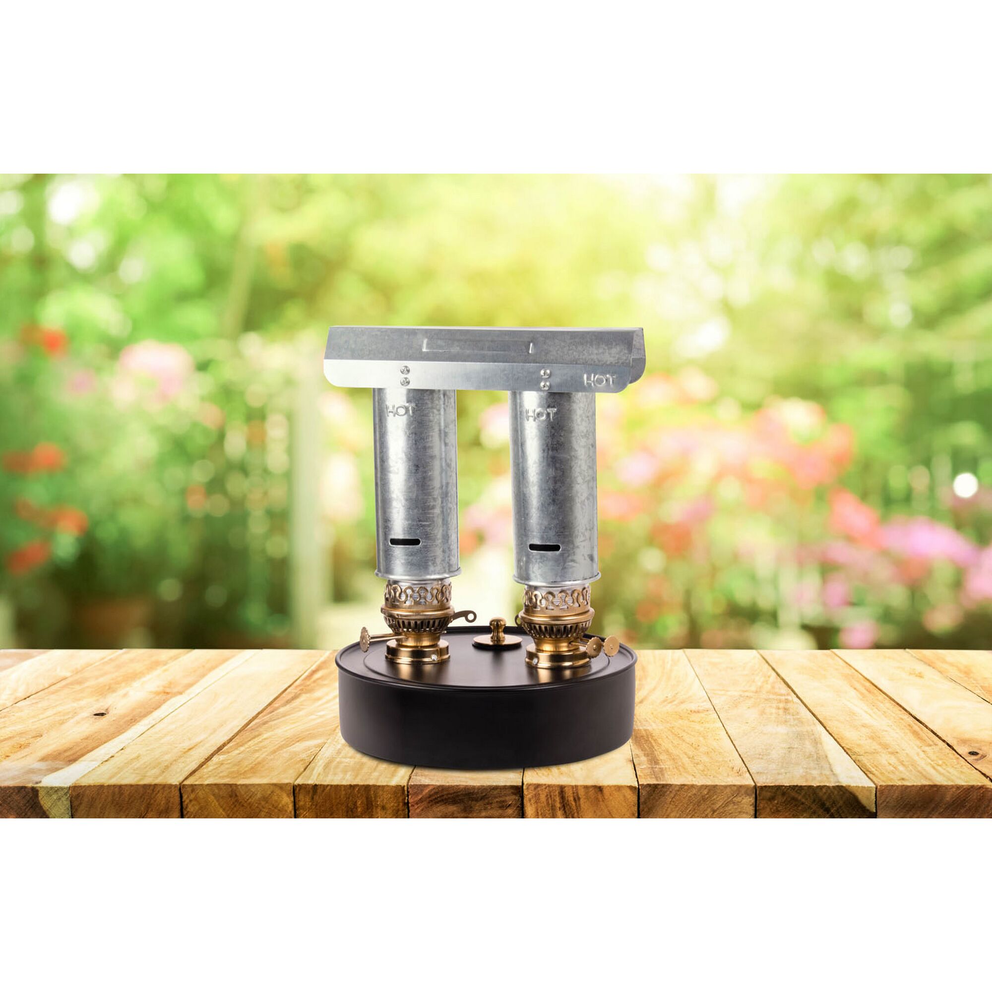 Paraffinheizung LIT Fire auf Holztisch