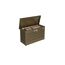 Braune Paketbox mit geöffnetem Deckel und zwei Paketen darin.