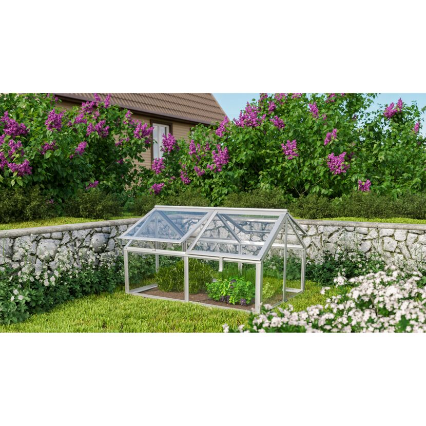 Kleines Gewächshaus im Garten