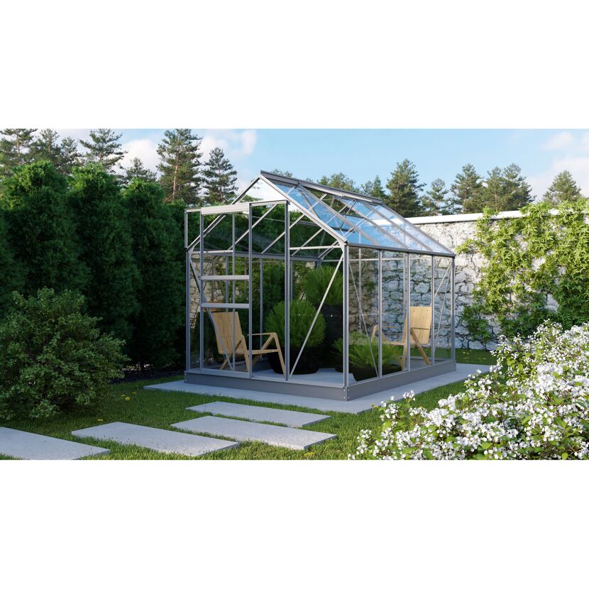 Gewächshaus Planet 5000 mit zwei Stühlen im Garten