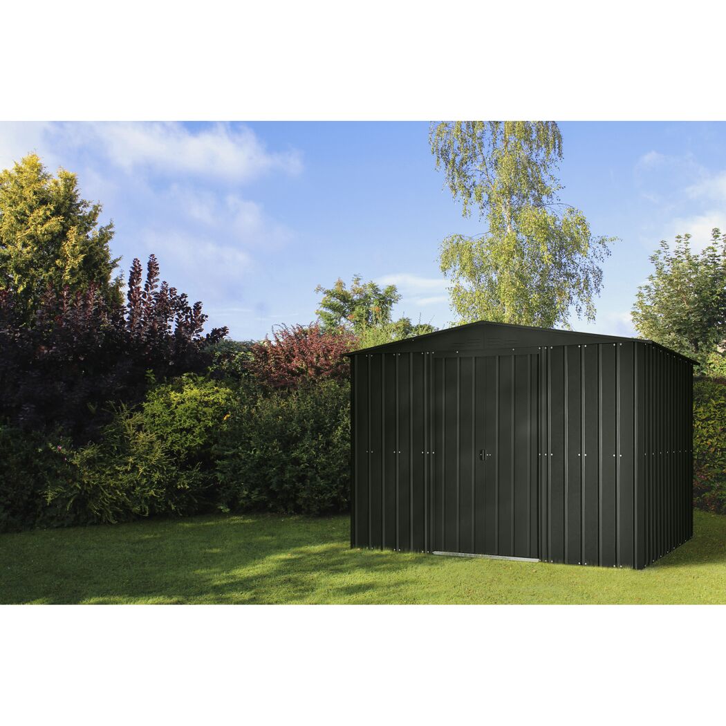 Anthrazitfarbener Gartenmanager Dream 108 im Garten