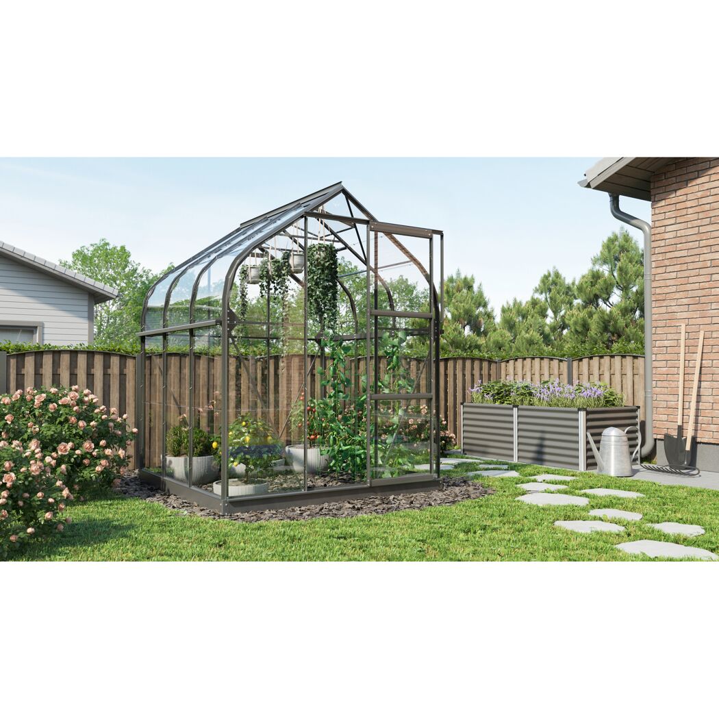 Gewächshaus Orion 3800 im Garten