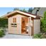 Gartenhaus aus Holz mit geöffneter Tür und Sessel im Inneren.