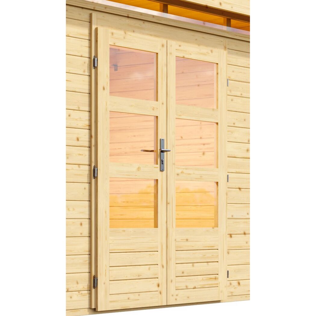 Doppeltür aus hellem Holz mit Glaseinsätzen