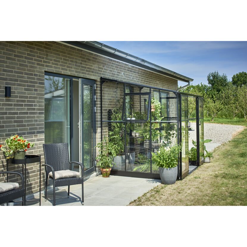 Anlehngewächshaus 'Qube Lean-to 68' 188 x 251 cm mit 3 mm Sicherheitsglas schwarz