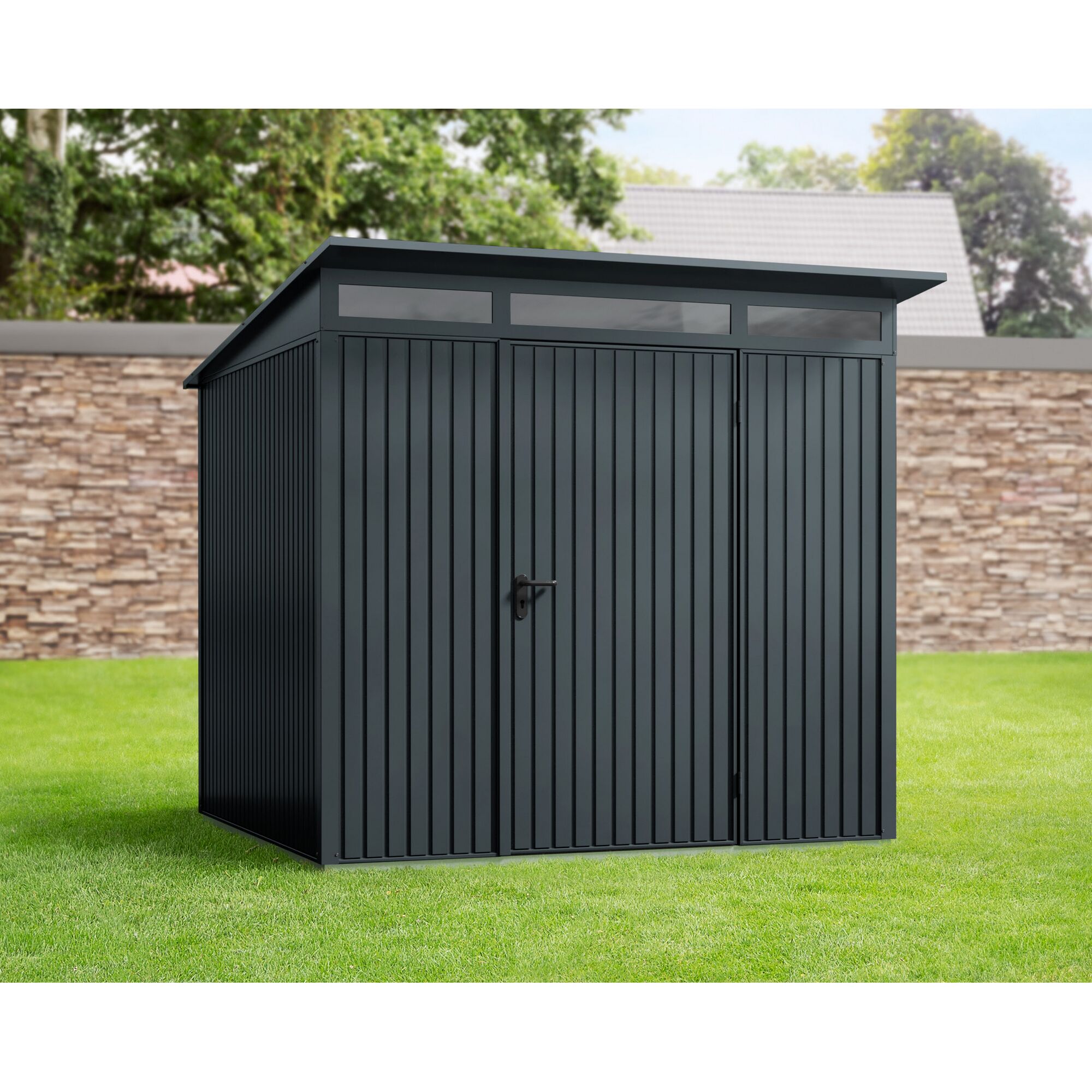 Anthrazitfarbenes Gerätehaus Ecostar im Garten