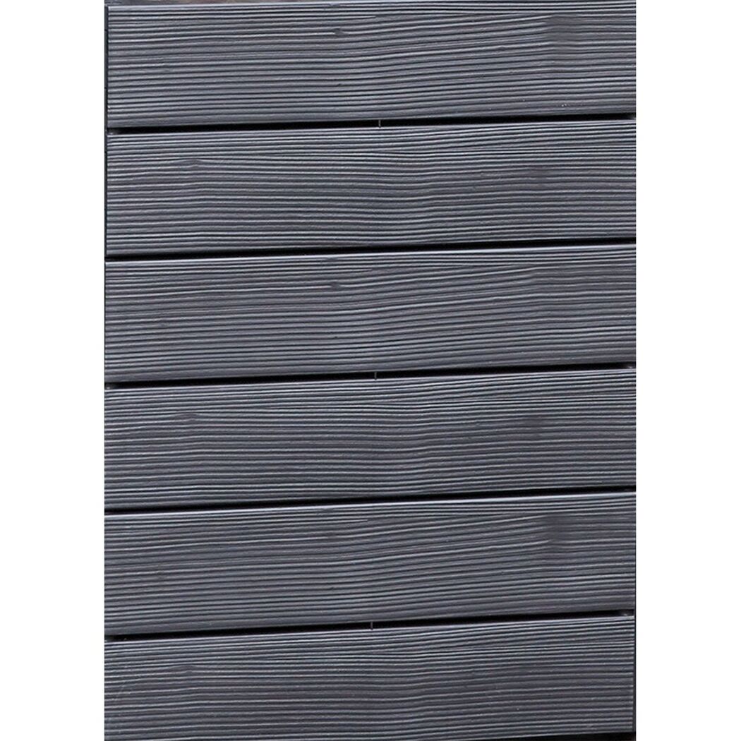 Anthrazitfarbene Holzpaneele