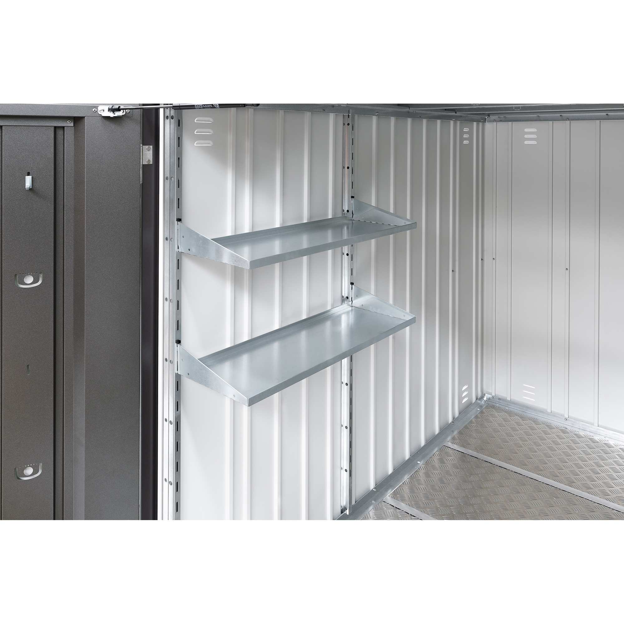Zwei Metallregale in einer grauen und weißen Mini-Garage