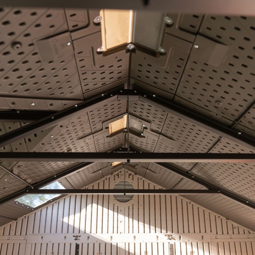 Gerätehaus 'Sky' lichtgrau Kunststoff 7,44 m² 244 x 305 x 244 cm