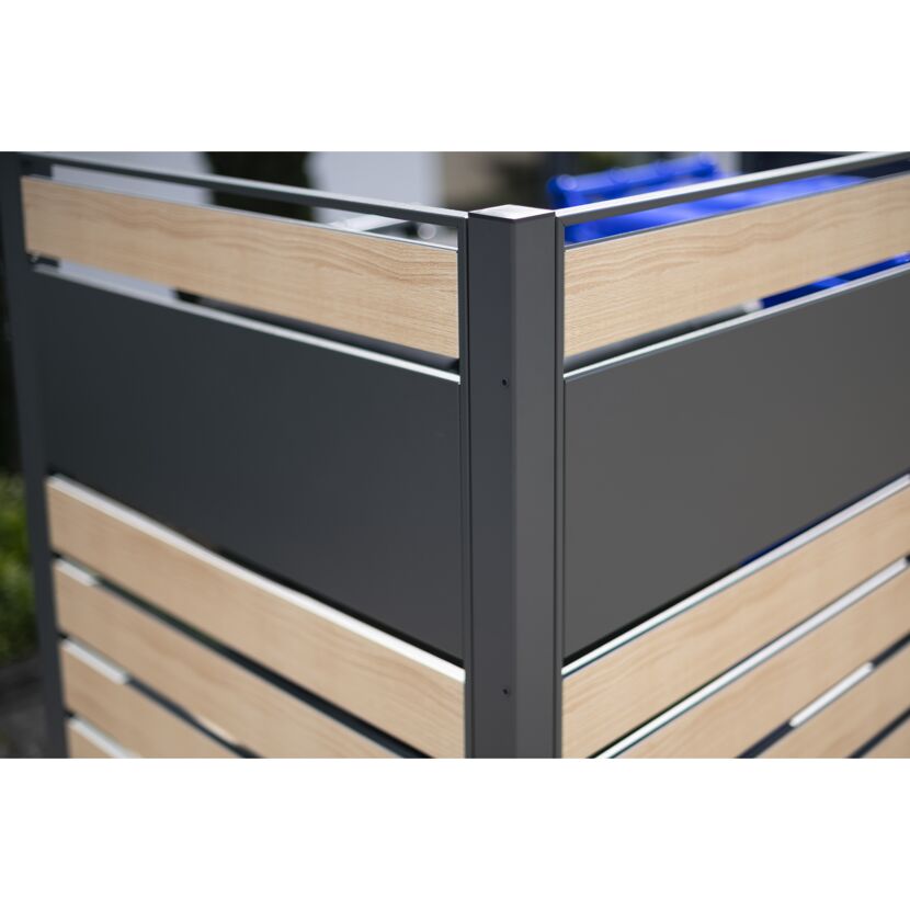 Mülltonnenverkleidung mit Holzoptik