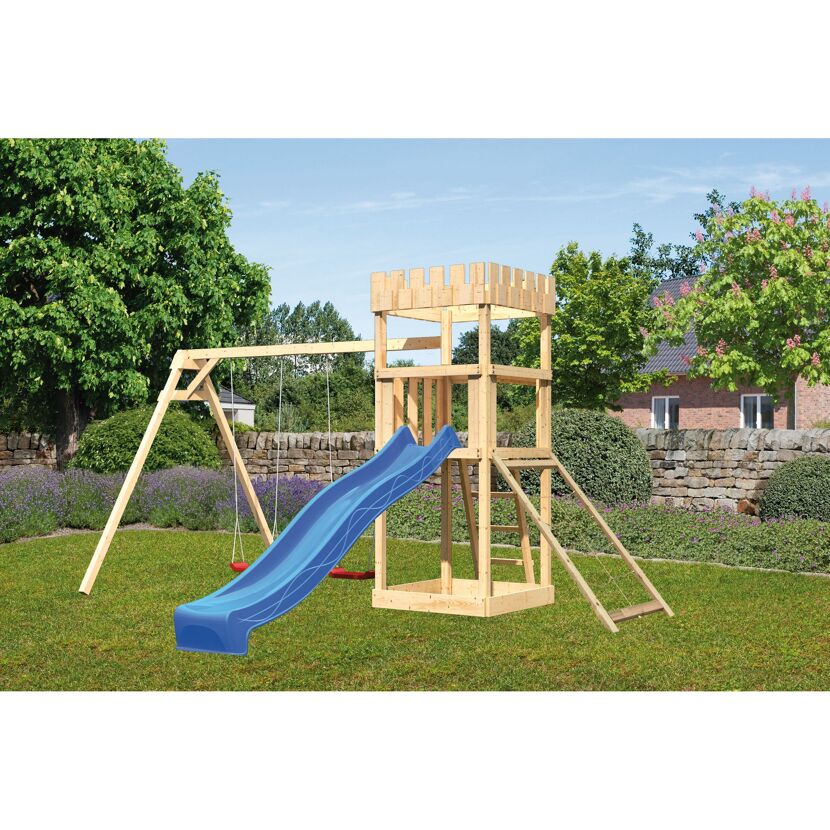Hölzerner Spielturm mit Rutsche und Schaukel