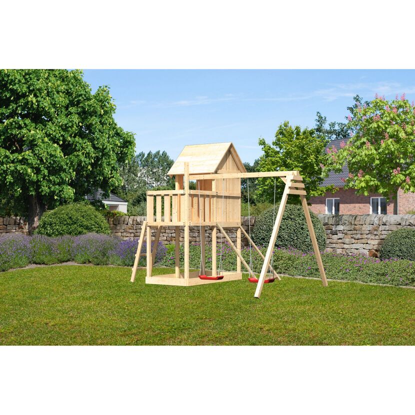 Hölzernes Spielgerät mit Schaukel und Rutsche