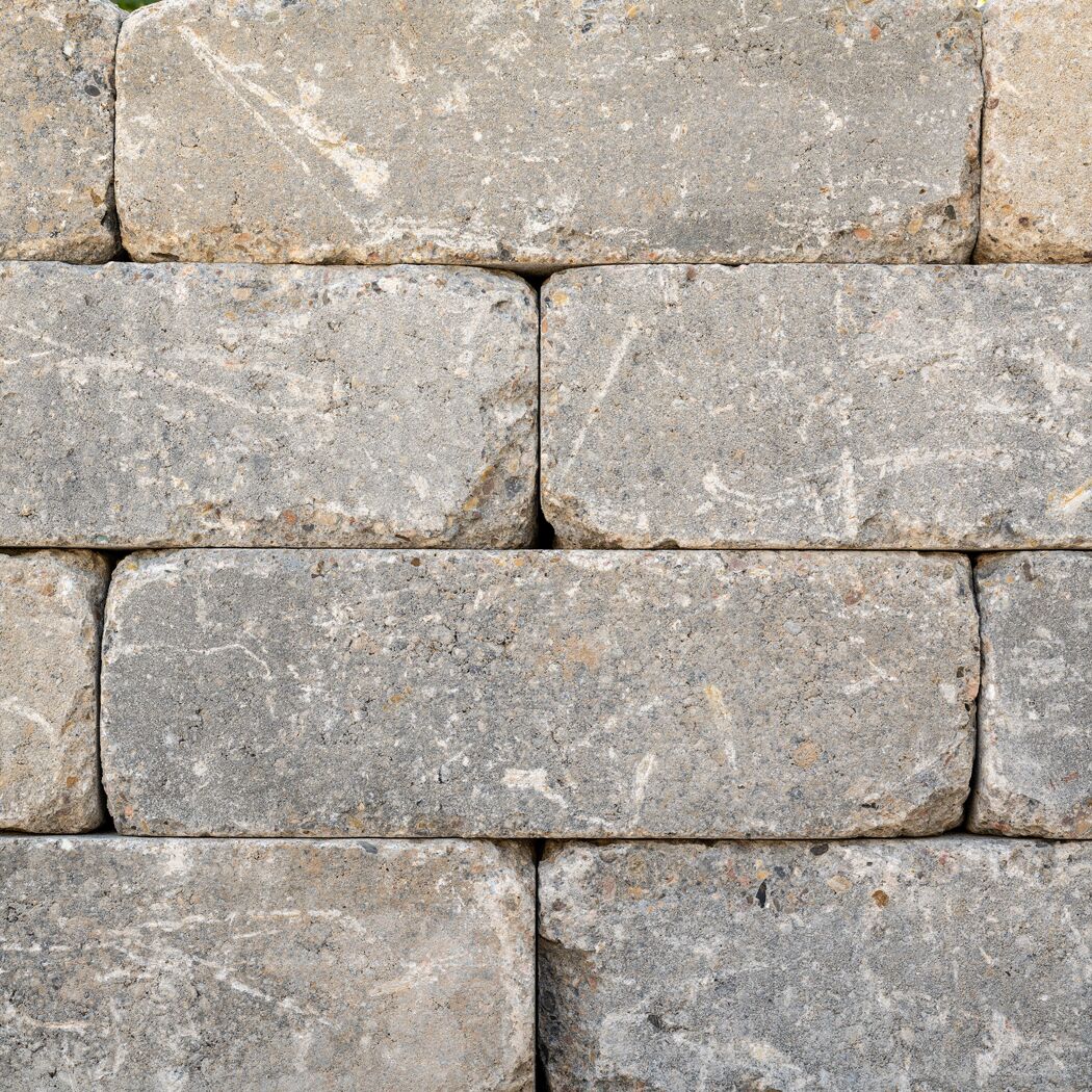 Mauerstein 'T-Wall Aged Big' Beton muschelkalkfarben 28 x 21 x 14 cm