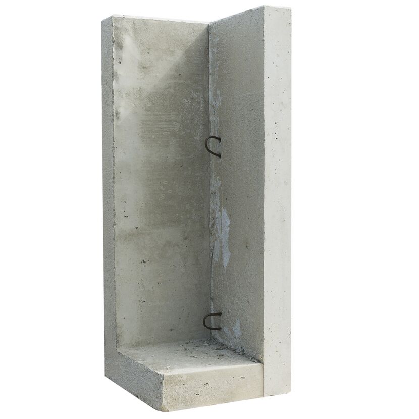 Eckiger Betonblock