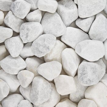 weißer Marmorkies