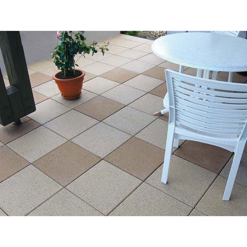 Beige und sandfarbene Terrassenplatten T-Court Classic