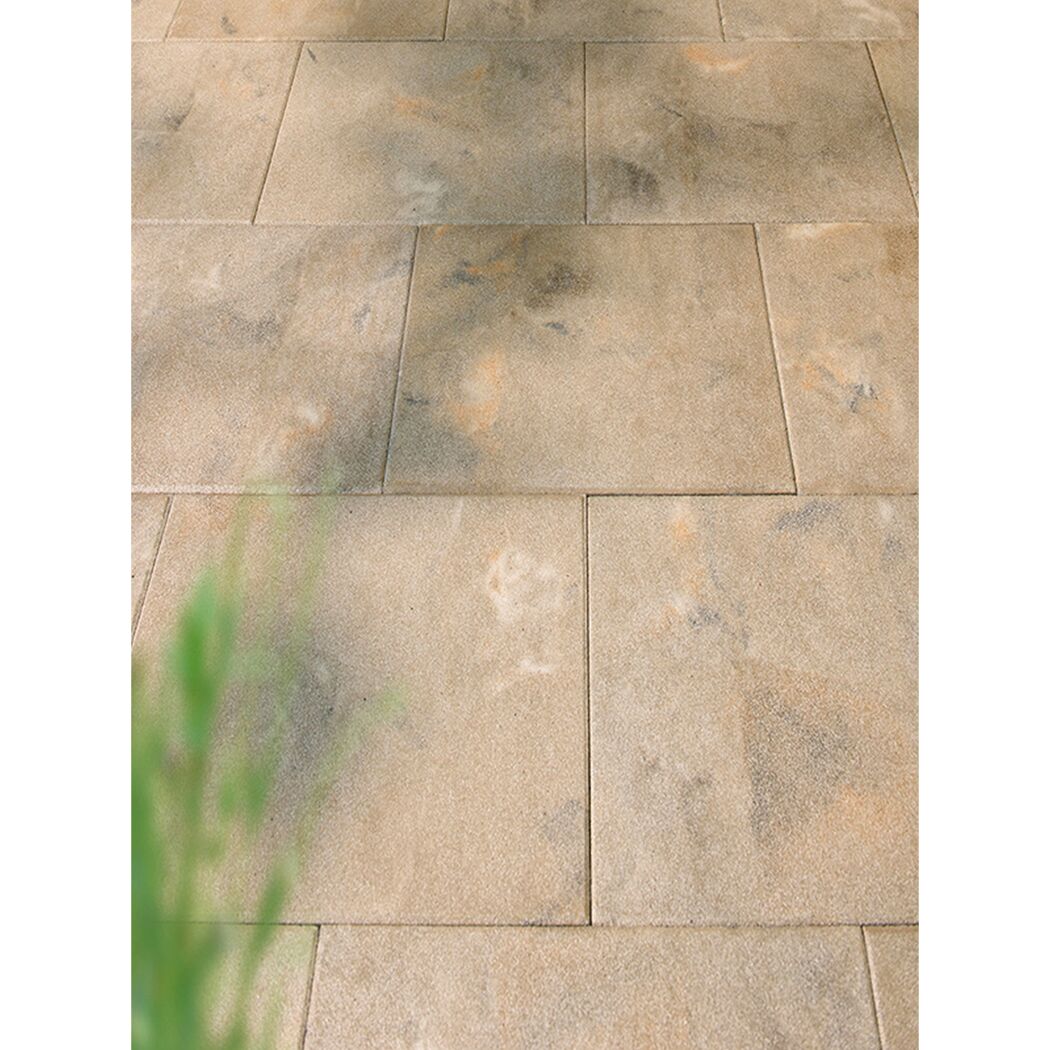 Beige Terrassenplatten T-Court Protect