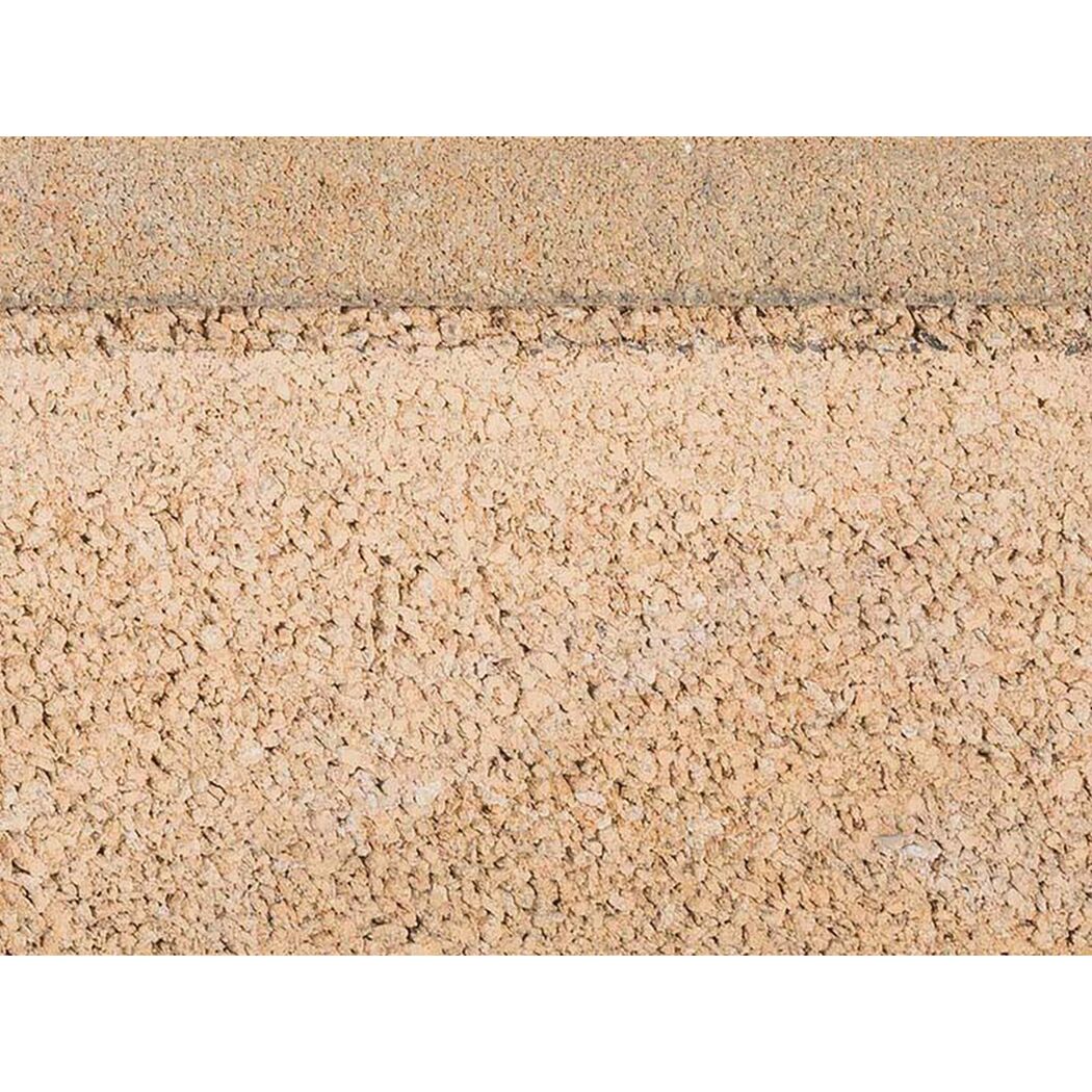 Nahaufnahme einer sandfarbenen Mauer