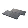 Vier anthrazitfarbene Betonplatten T-Court