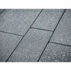 Graue quadratische Betonplatten