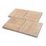 Fünf sandsteinfarbene Terrassenplatten