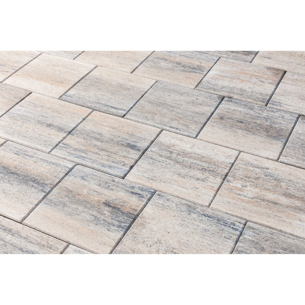 Beige-graue T-Court Solid Platten verlegt