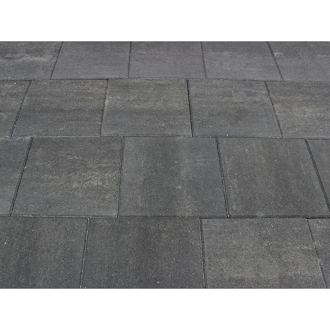 Graue quadratische Bodenplatten