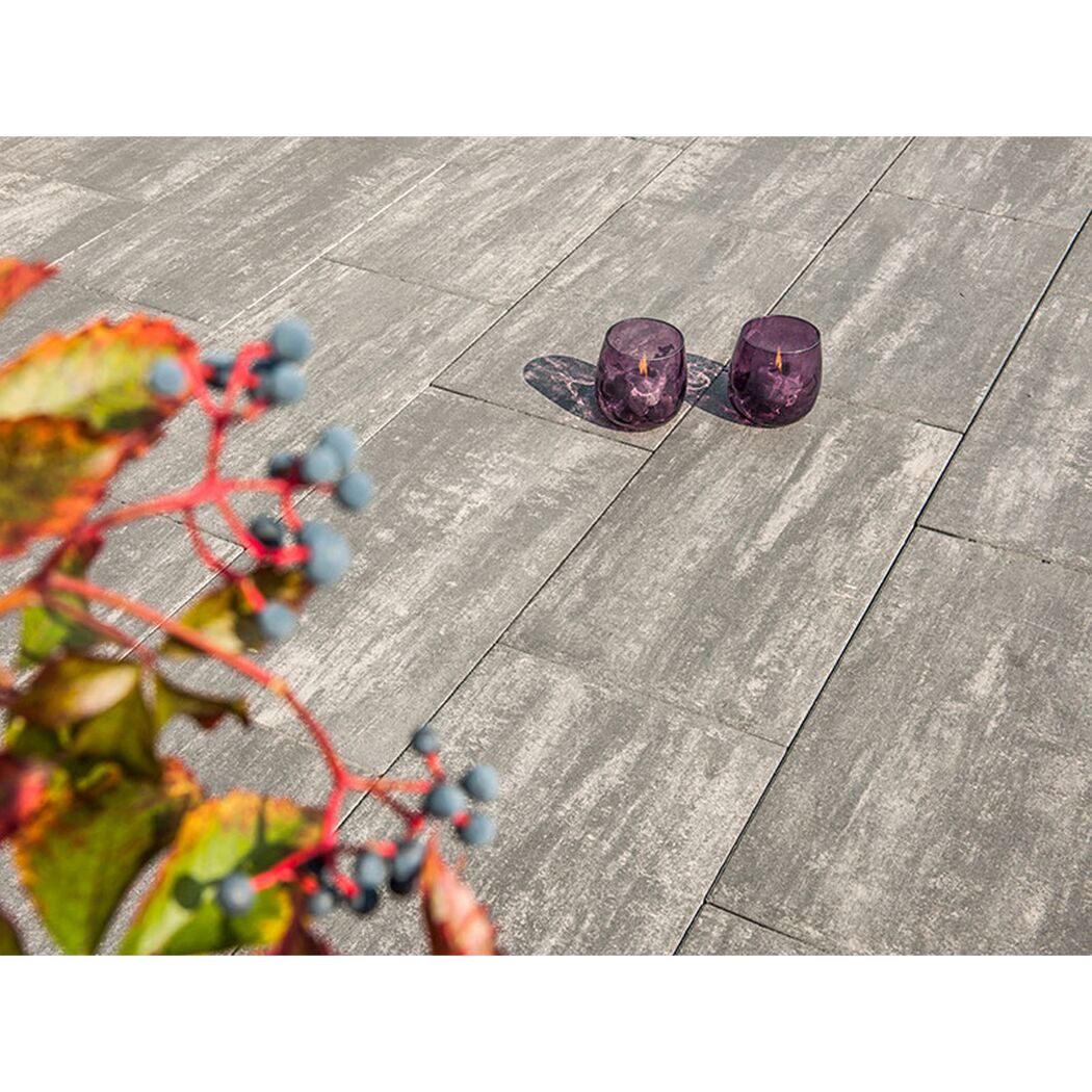 Graue Terrassenplatten T-Court Long XL