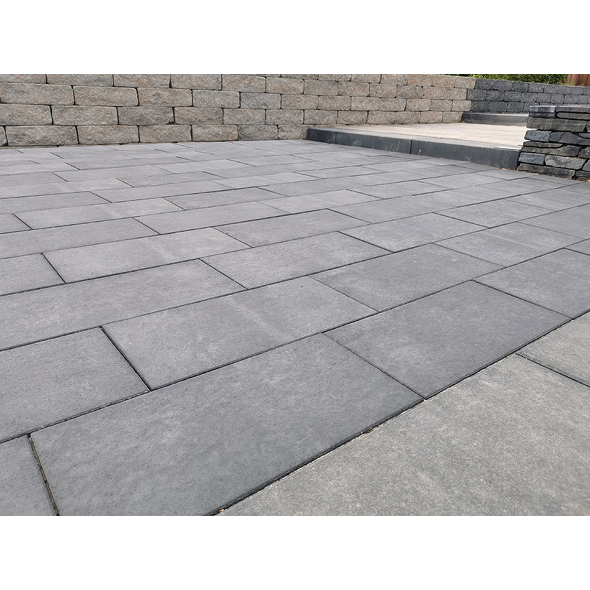 Terrassenplatte 'T-Court Grade' Beton basaltgrau 60 x 30 x 4 cm + product picture