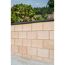Sandsteinmauer im Garten