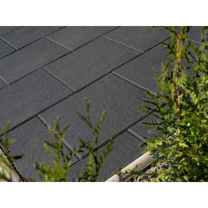 Schwarze Pflasterplatten T-Court Selection