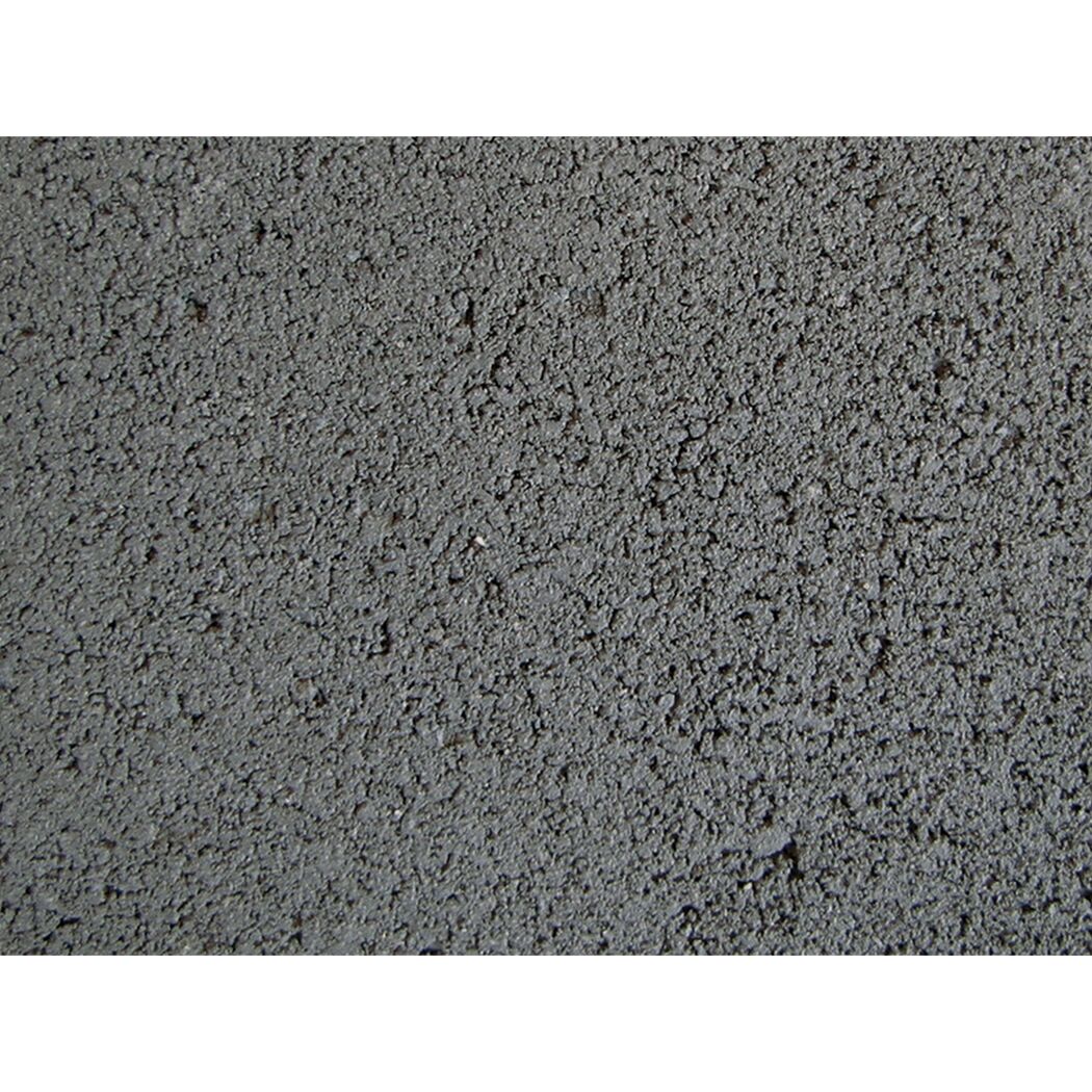 Anthrazitfarbene Betonplatte mit Fase, Nahaufnahme