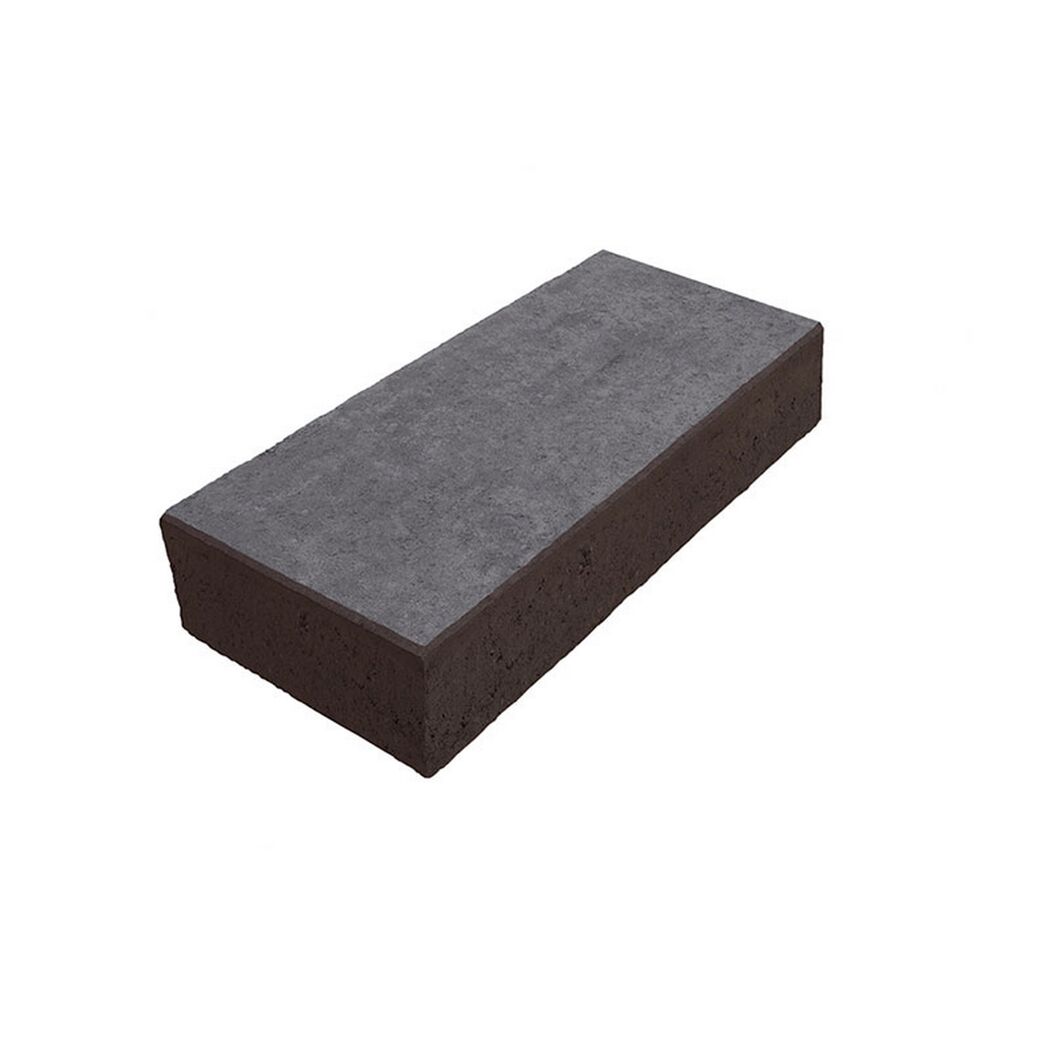 Anthrazitfarbene Blockstufe