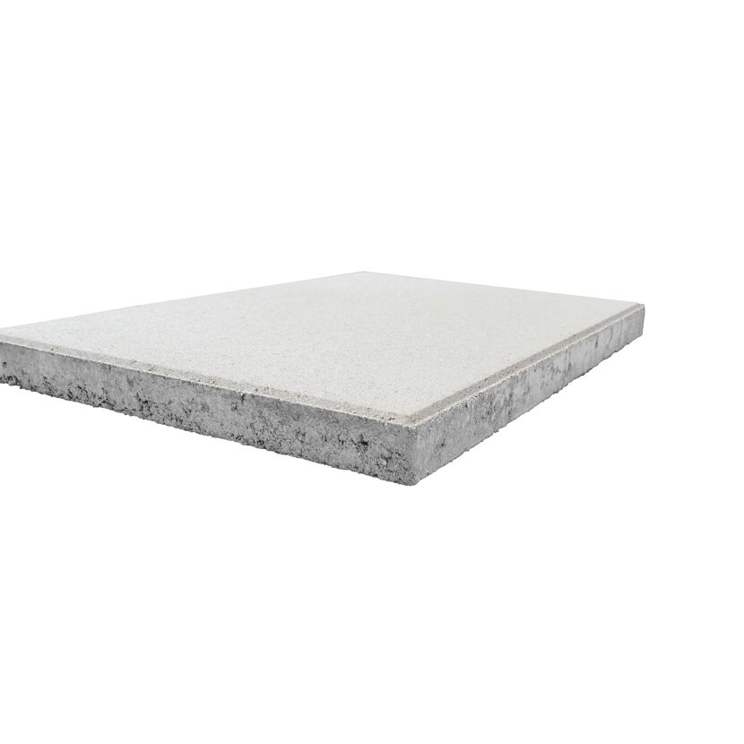 Graue Betonplatte mit Fase
