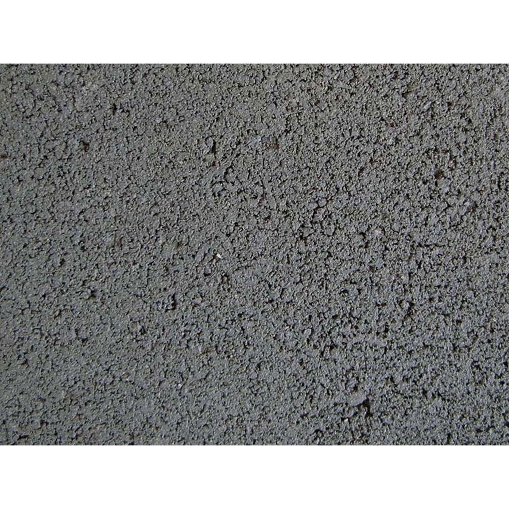Anthrazitfarbene Betonplatte