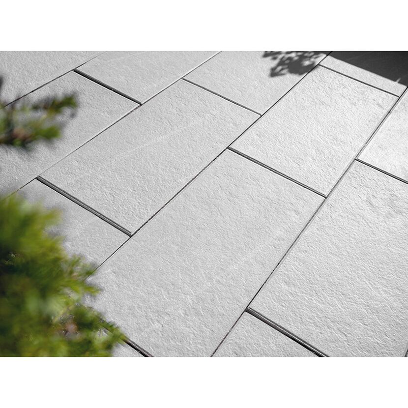 Graue Terrassenplatten T-Court Fusion
