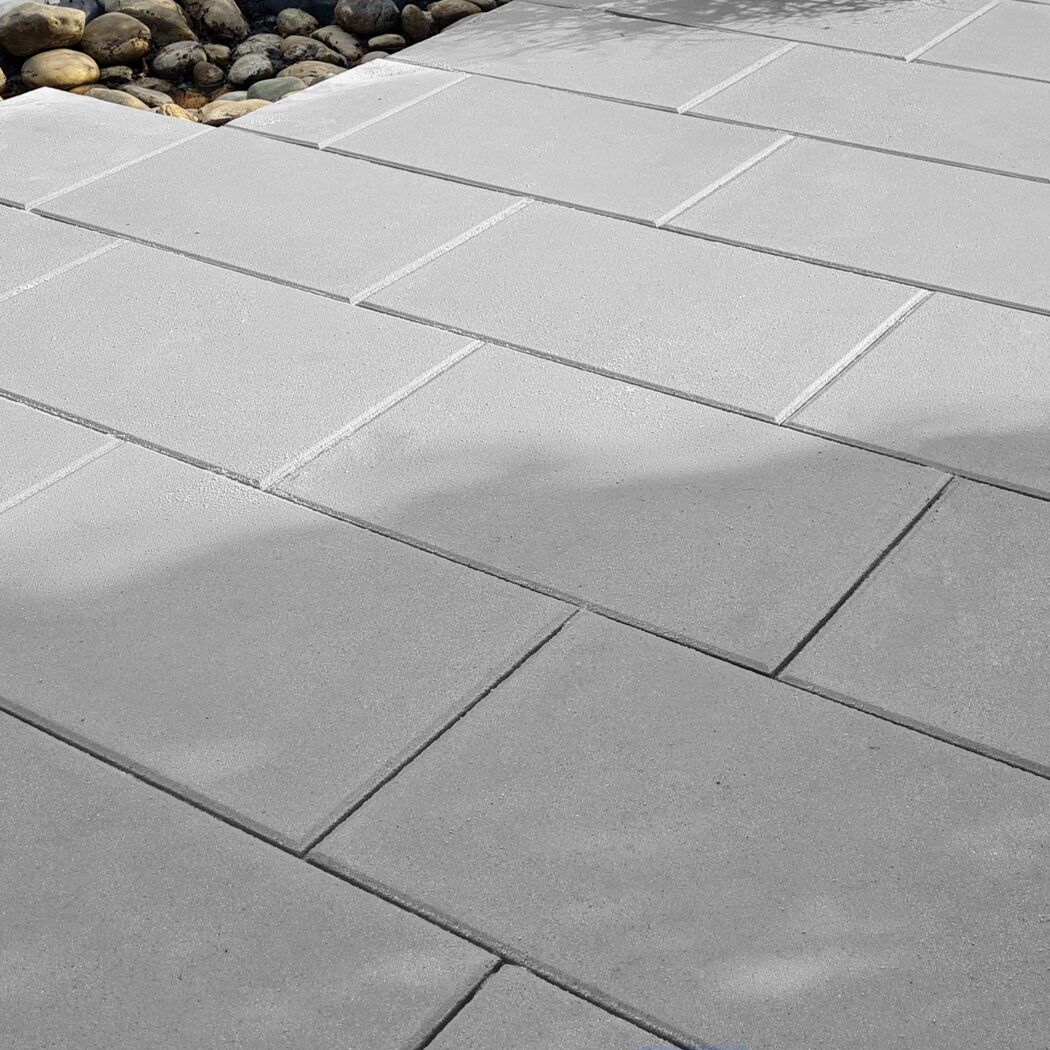 Terrassenplatte 'T-Court Classic' Beton mittelgrau 60 x 40 x 4 cm