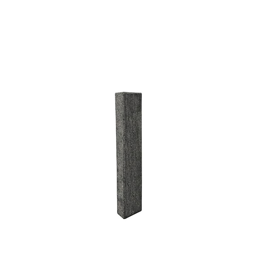 Grauer Betonpfeiler