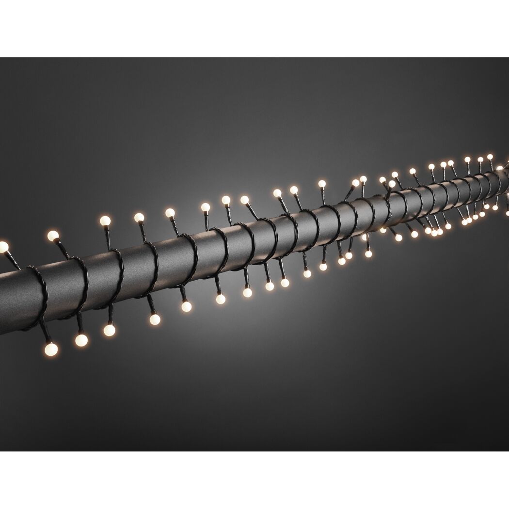 Lichterkette mit 80 warmweißen LED-Kugeln