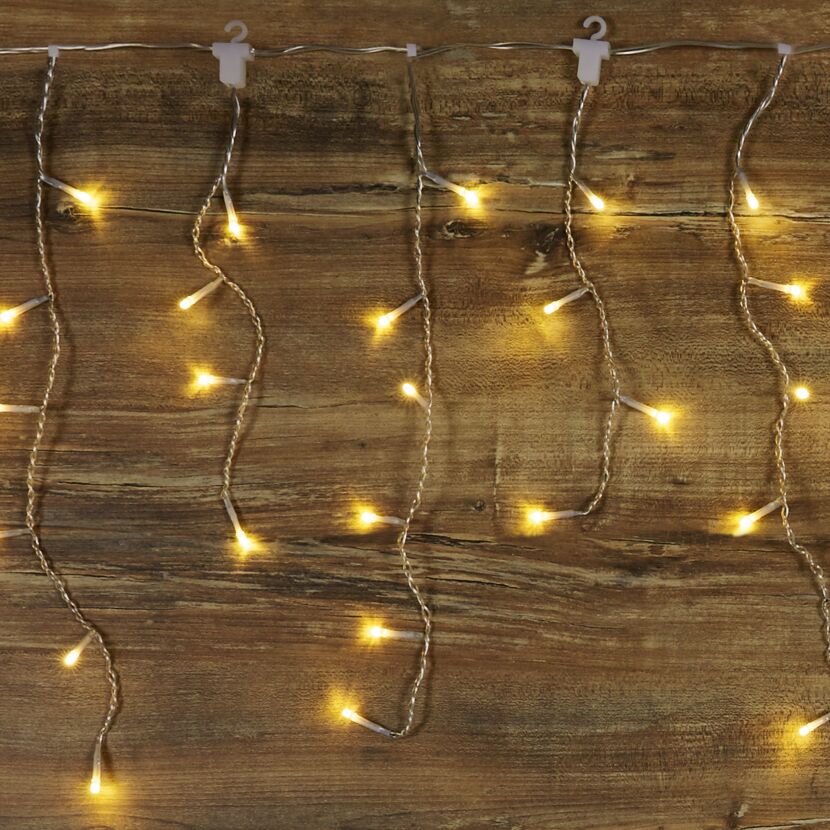 Lichtvorhang mit 200 warmweißen LEDs
