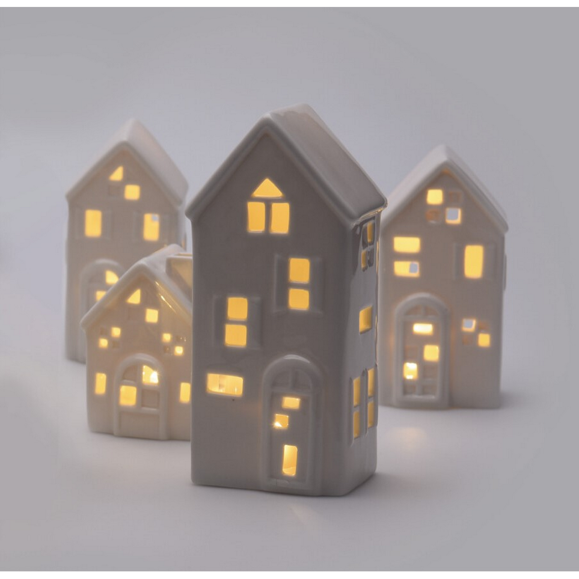 LED-Keramikhaus warmweiß 6,5 x 7,4 x 16,4 cm