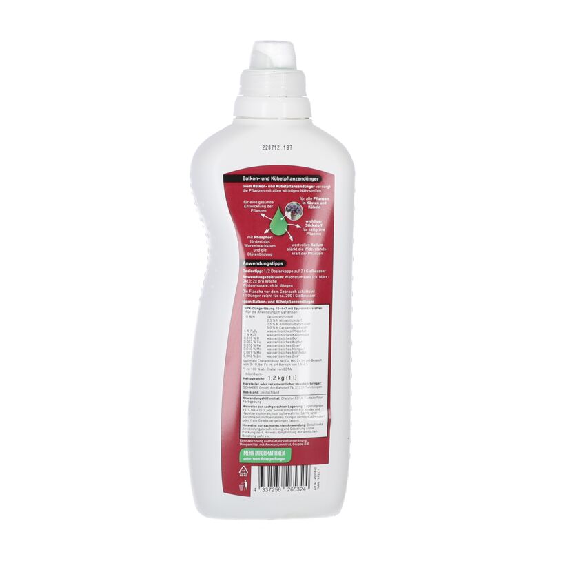 Flasche mit Flüssigdünger von toom