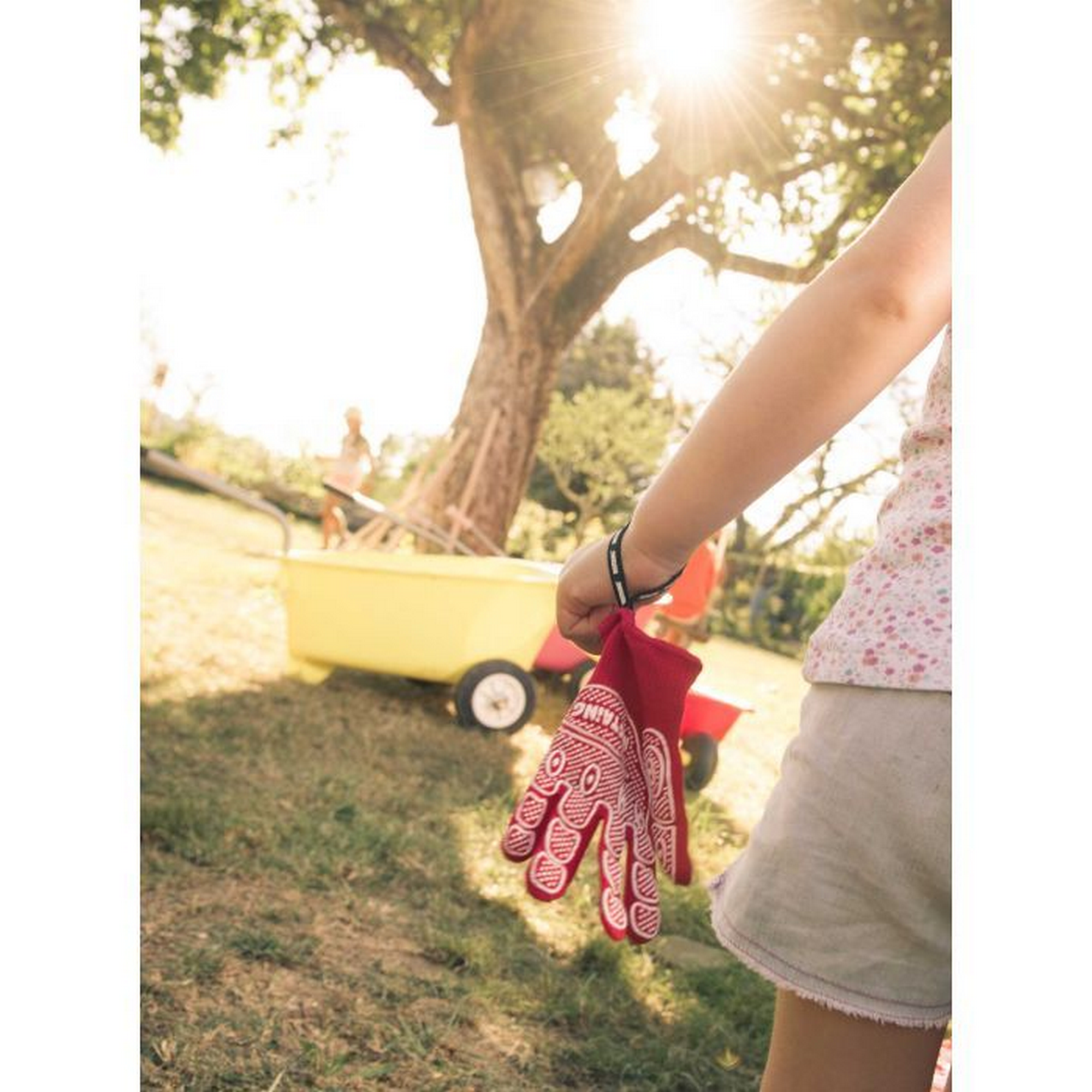 Kinder-Garten-und Freizeithandschuh 'Anabel der Marienkäfer' rot 3-4 Jahre + product picture