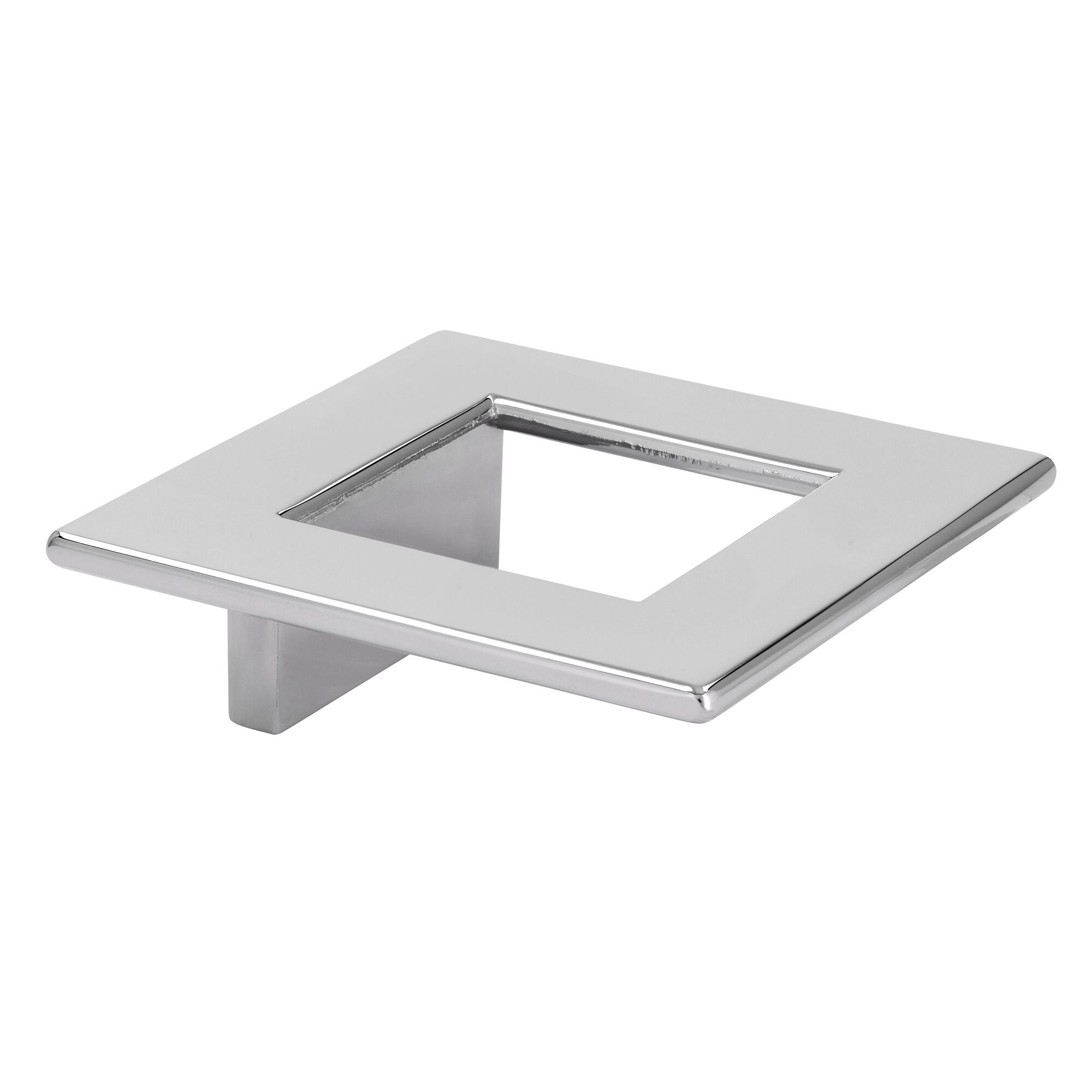 Quadratischer Möbelgriff aus glänzendem Chrom.